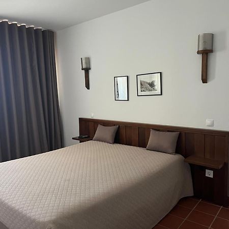 Casa Do Preto Hotel Pitoes das Junias Exterior photo